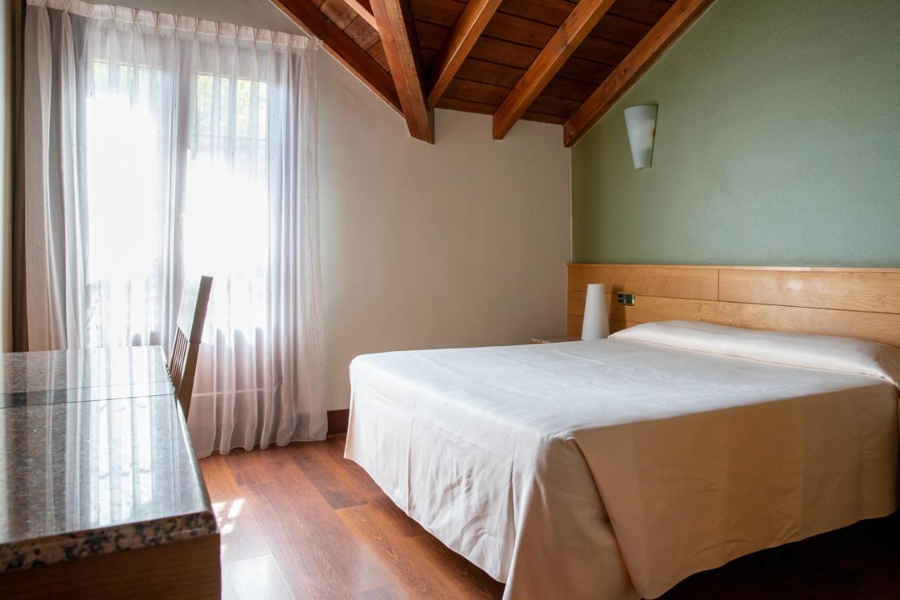 Adeko Hotel Barakaldo Luaran gambar