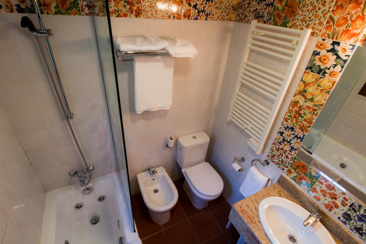 Adeko Hotel Barakaldo Luaran gambar